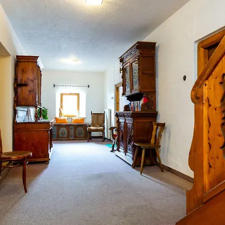 Vakantiehuis Pleasant Group In A Central Location Between Kitzbuhel And Mittersill. *